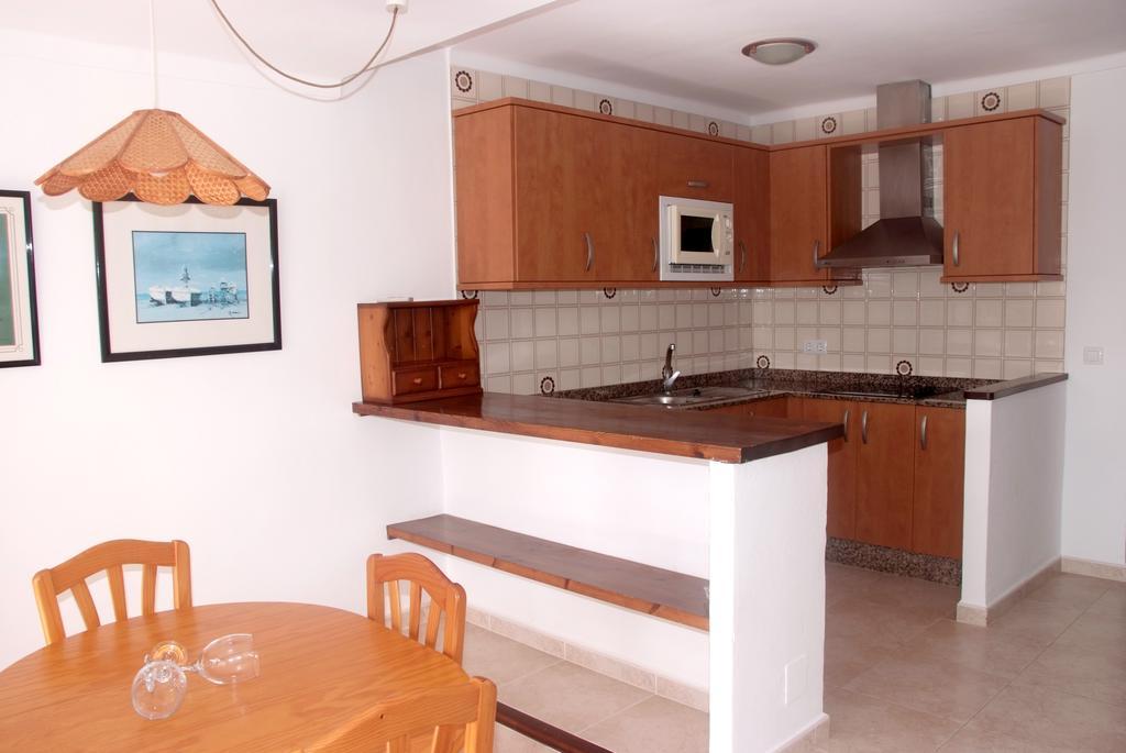 Apartamentos Ferrera Mar Cala Ferrera  Buitenkant foto